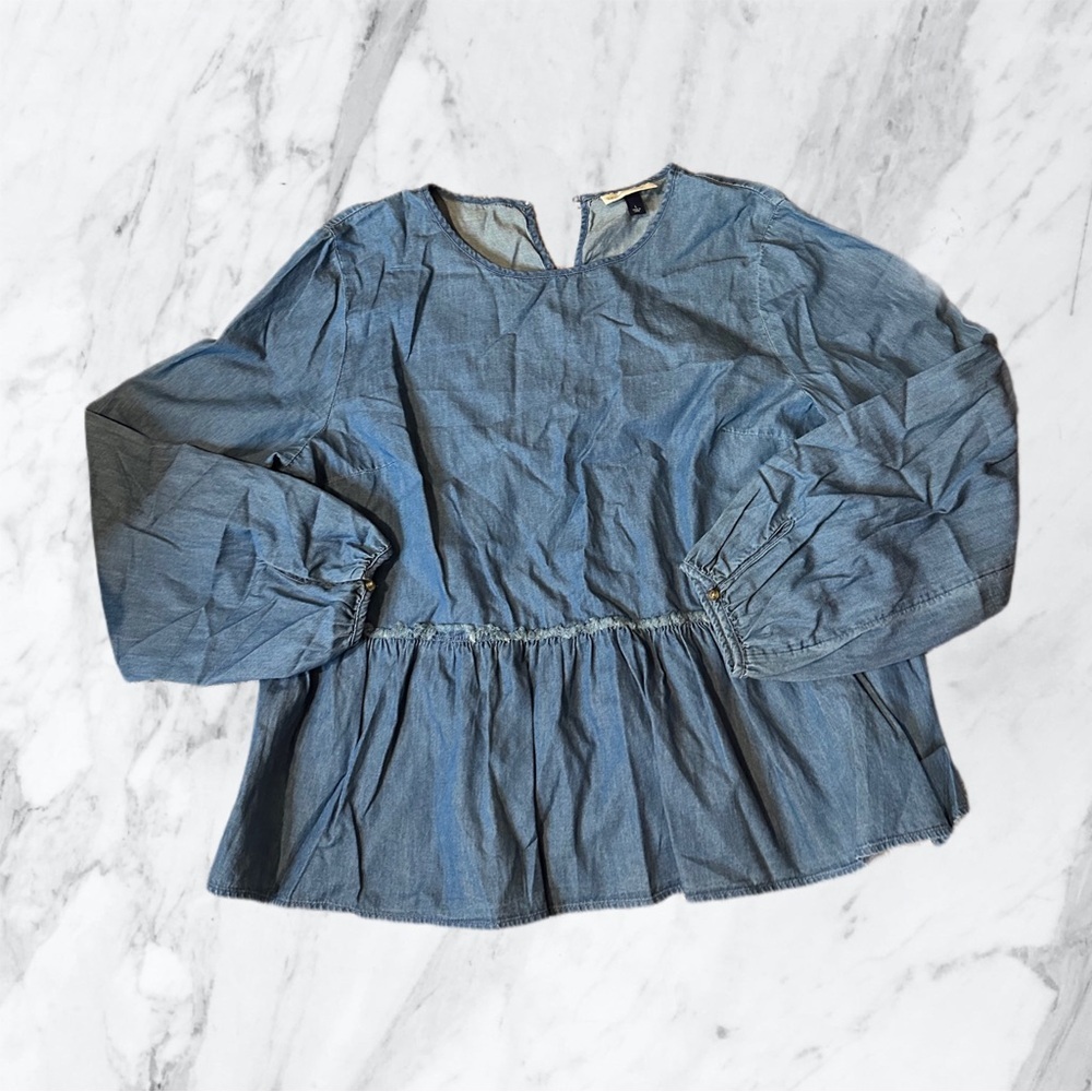 3- 💙Universal Thread Denim Blouse Top Puff Sleeve Size L